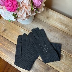Authentic COACH Women's Grey Knit Gloves ❄️🩶